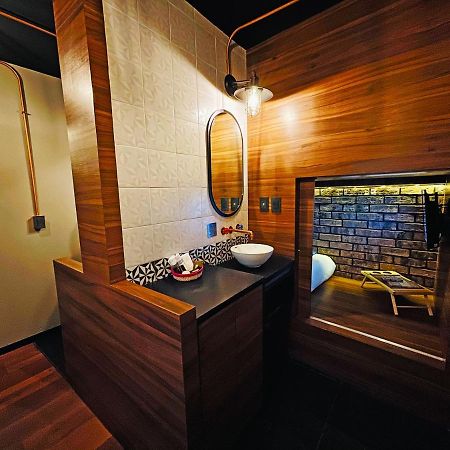Cadillac Cocoon Beds Mexico City Exterior photo