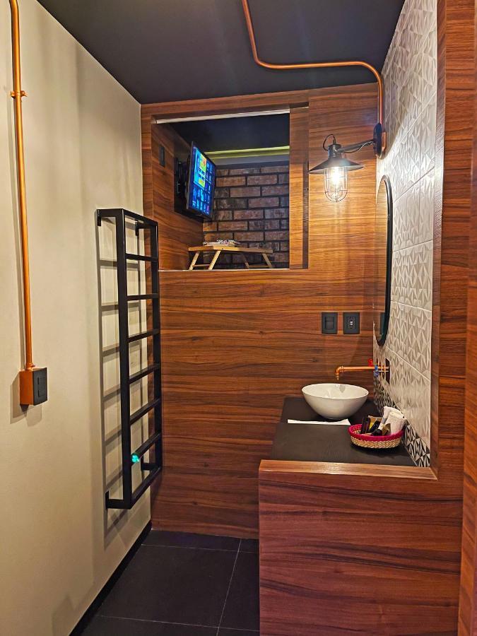 Cadillac Cocoon Beds Mexico City Exterior photo