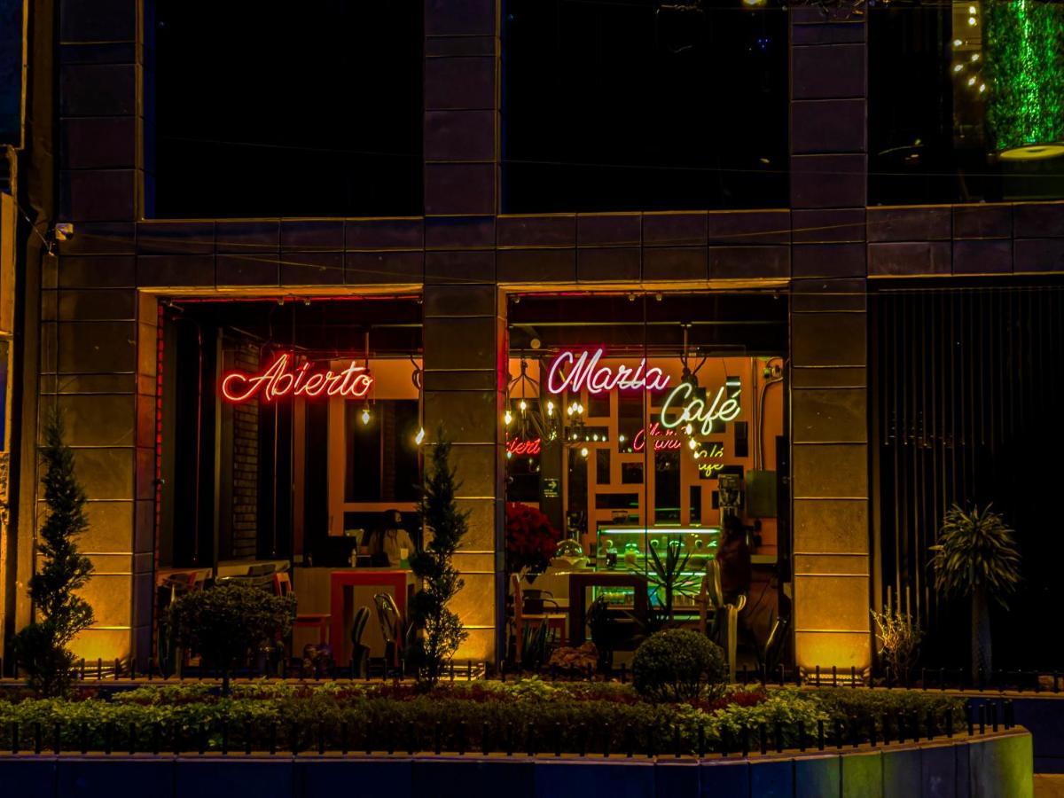 Cadillac Cocoon Beds Mexico City Exterior photo
