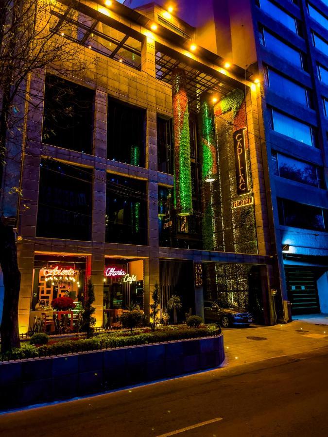 Cadillac Cocoon Beds Mexico City Exterior photo